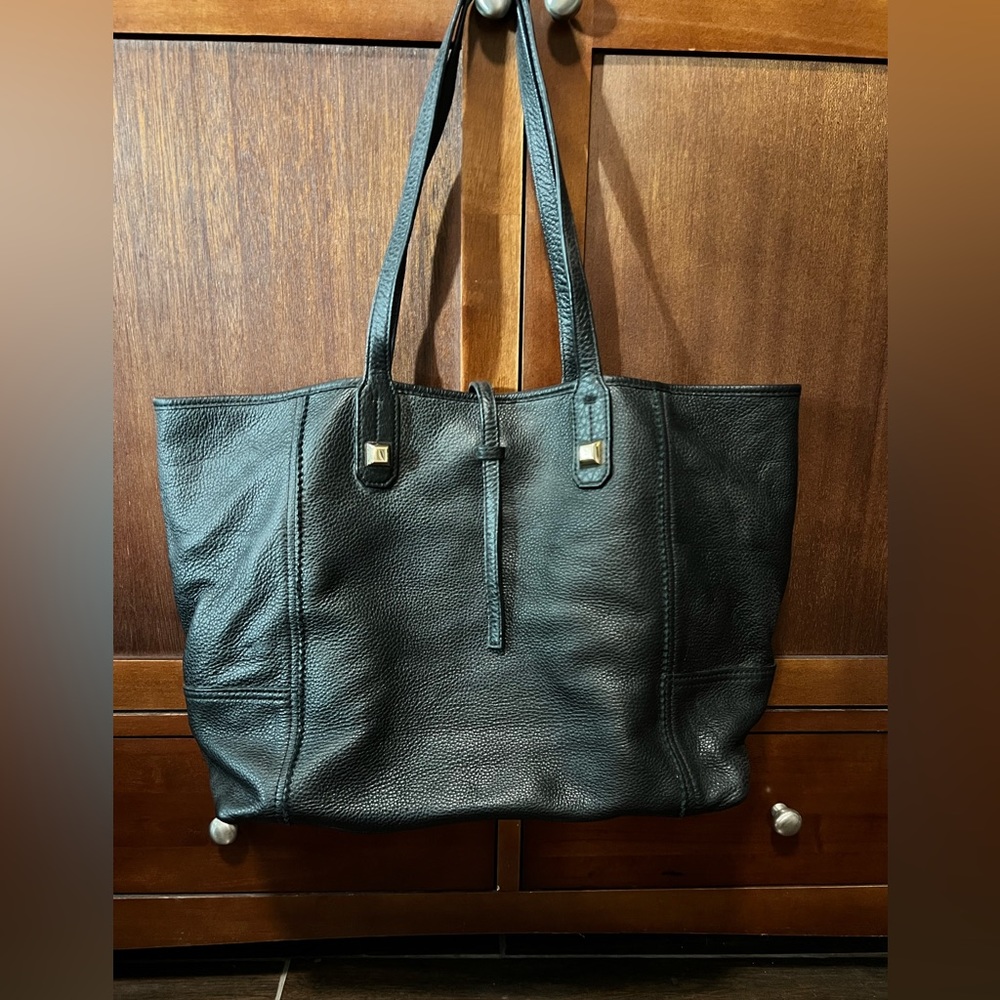 Stella & Dot Paris Market Tote - Black